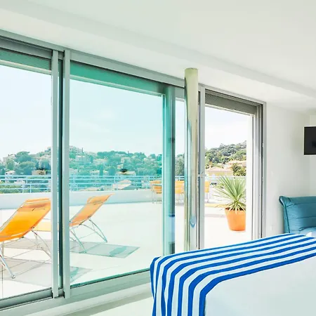 מלון California 2*