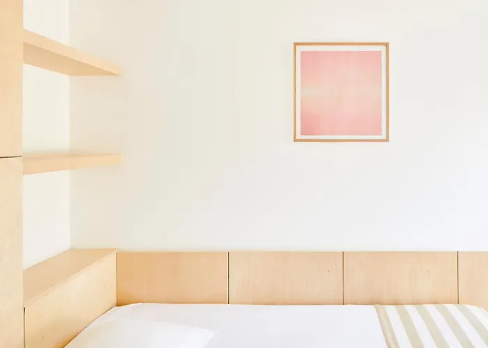 加州酒店 2* 勒拉旺杜