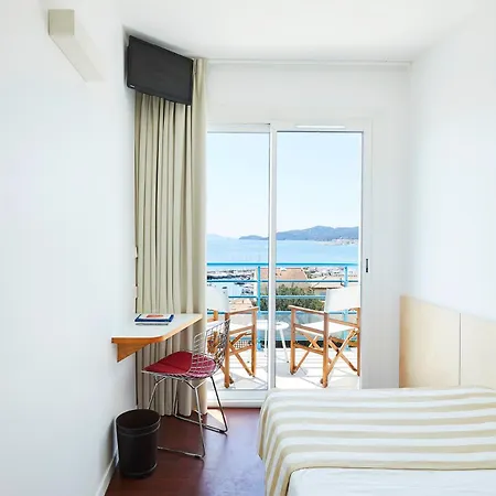 Hotel California Le Lavandou
