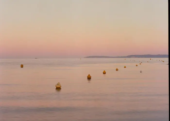 酒店 加州酒店 勒拉旺杜